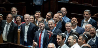 Menteri Israel Serukan Perang Gaza Kembali, Tolak Rencana Trump